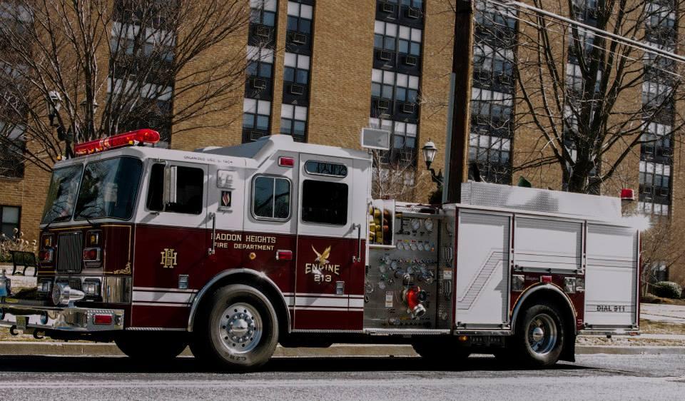 10952409_782078875174405_668201283740844