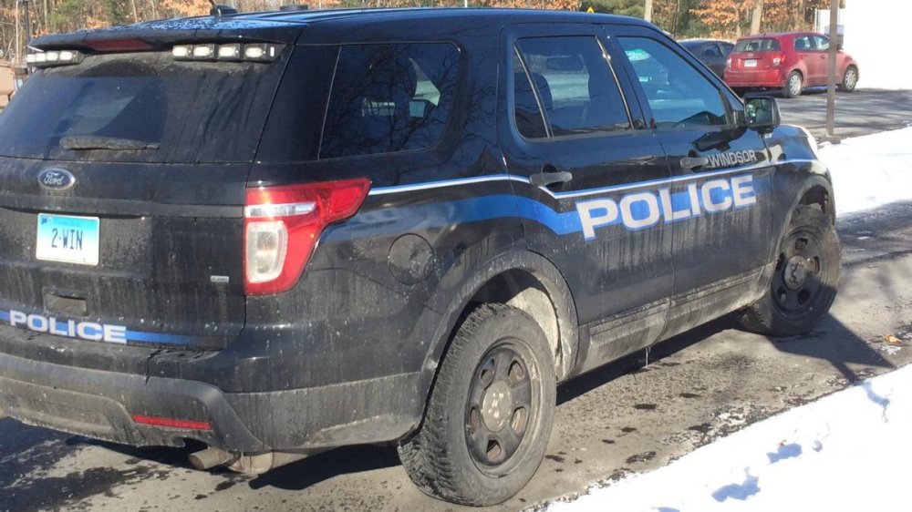 5569c5f90ca38_WindsorPoliceCarEdited.thu