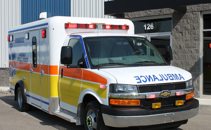 ambulance.thumb.PNG.49ea723a91b4fb3364d9