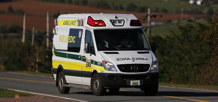 emergency_services_ambulance.thumb.jpg.e