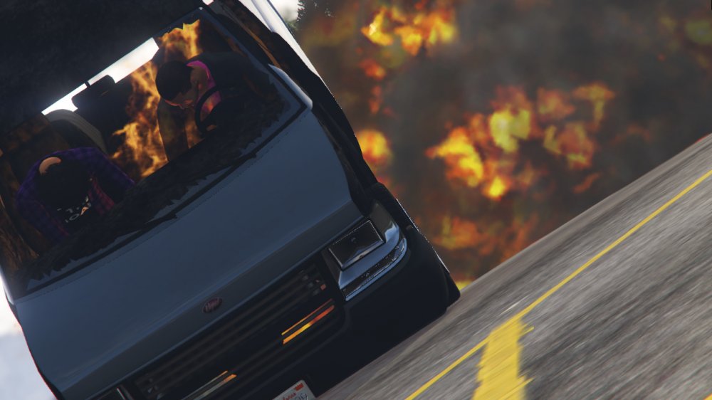 GTA5_2015-08-25_02-27-43-487.thumb.jpg.c