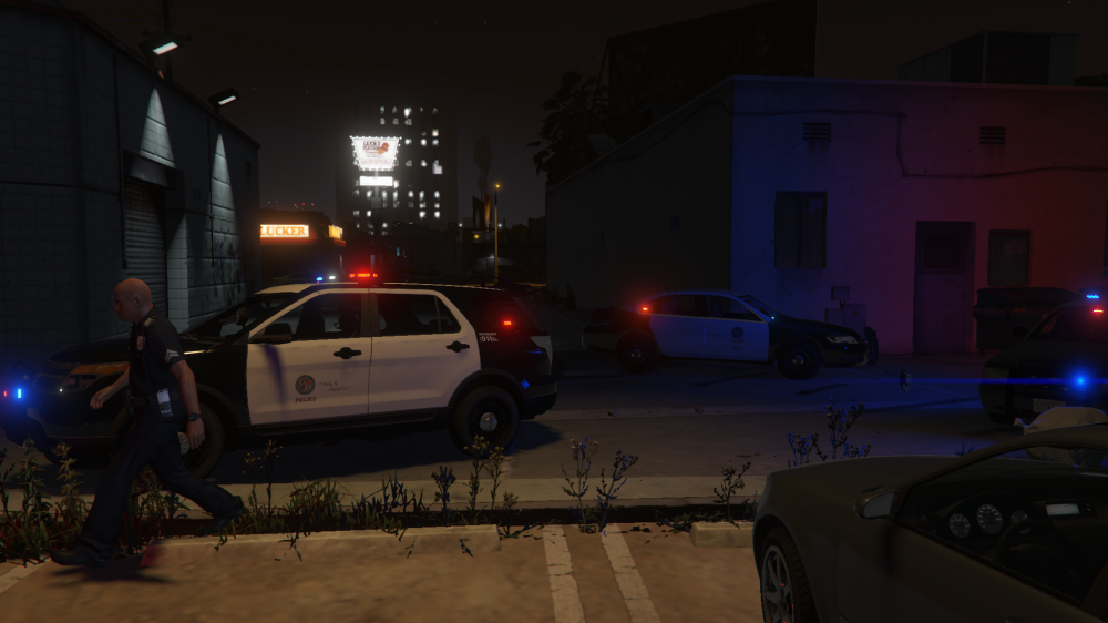 56392986a7501_GTA52015-11-0316-35-28-26.