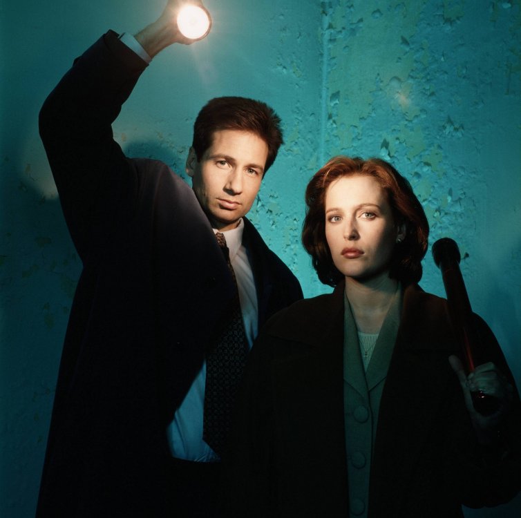 The-X-files-to-return-for-6-episodes.-Scully-and-Mulder..jpg