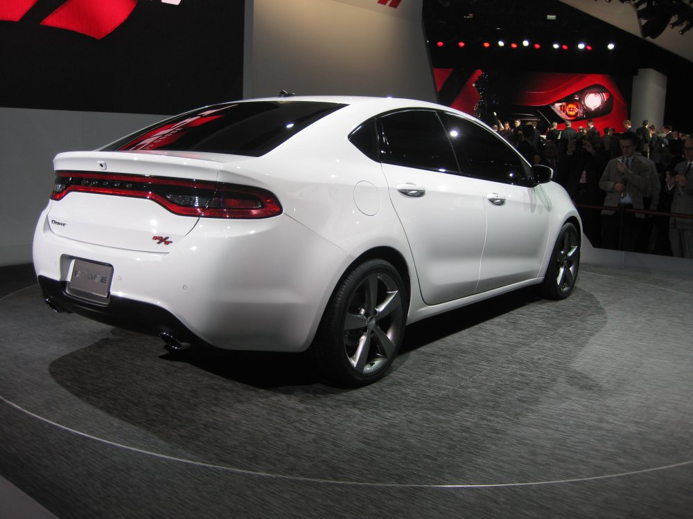 Dodge_dart_at_NAIAS_2012.jpg