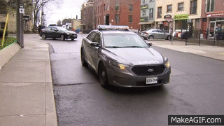 Toronto_police_want_your_help_to_pick_design_of_new_cruiser.gif