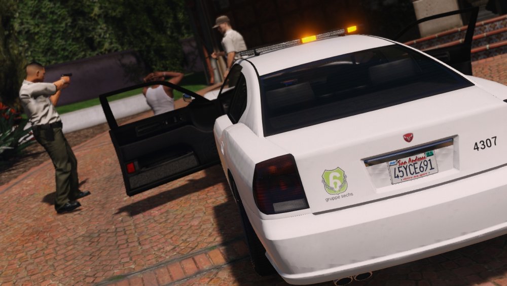 596935893945d_GTA52017-07-1423-15-16-45.thumb.jpg.ec27365642c39ae0d6184e2e363f132c.jpg