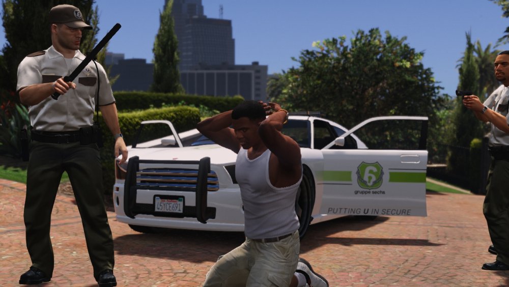 596935a7c99ae_GTA52017-07-1423-23-29-98.thumb.jpg.95abb7c60487825eab2115a951a9d7a1.jpg