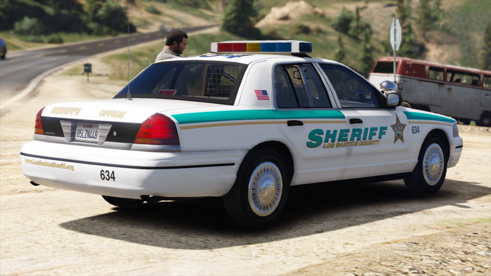 59baa171b46e6_GrandTheftAutoV14_SEP.2017-23_31_00_04.thumb.png.b526d2a590a4732d092b9130a6303e1a.png