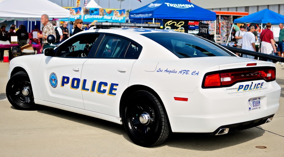 59e2c3def0a30_dodairforcepolice.jpg.99ce72ddf4f41c2a8f18245fa02caeb2.jpg