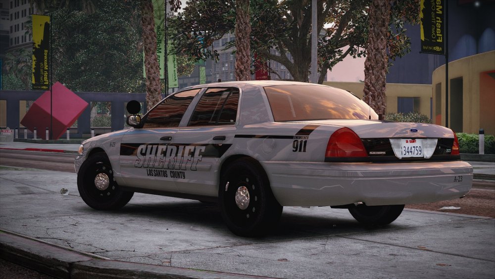 Grand Theft Auto V Screenshot 2018.06.16 - 00.51.11.27.jpg