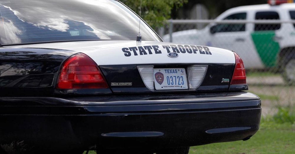 151120-texas-trooper-car-yh-1p_22dc52e2c0cba7a2418c4f648d3c3644.1200;630;7;70;5[1].jpg