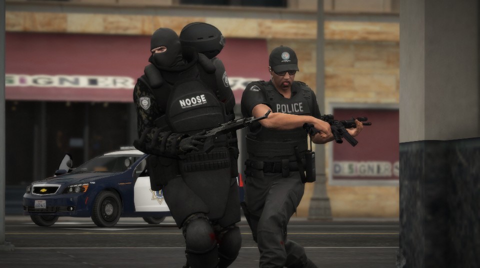 lspdfr(21).jpg.4dcc5310e71d0e55335277dd7cbd7dd9.jpg