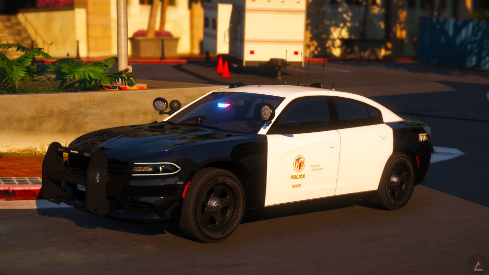 LAPD CHARGER 16 SIDE.png