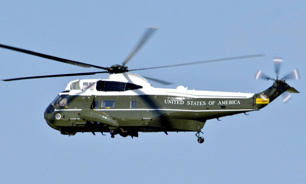 VH-3D_Marine_One_over_Washington_DC_May_2005.jpg