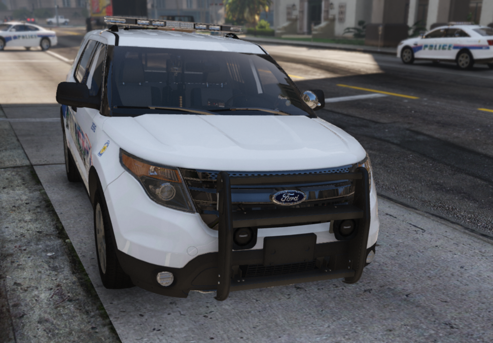 Could contain: land vehicle, vehicle, outdoor, wheel, tire, road, vehicle registration plate, bumper, automotive exterior, auto part, sport utility vehicle, ground, ford, police, car, street, parked