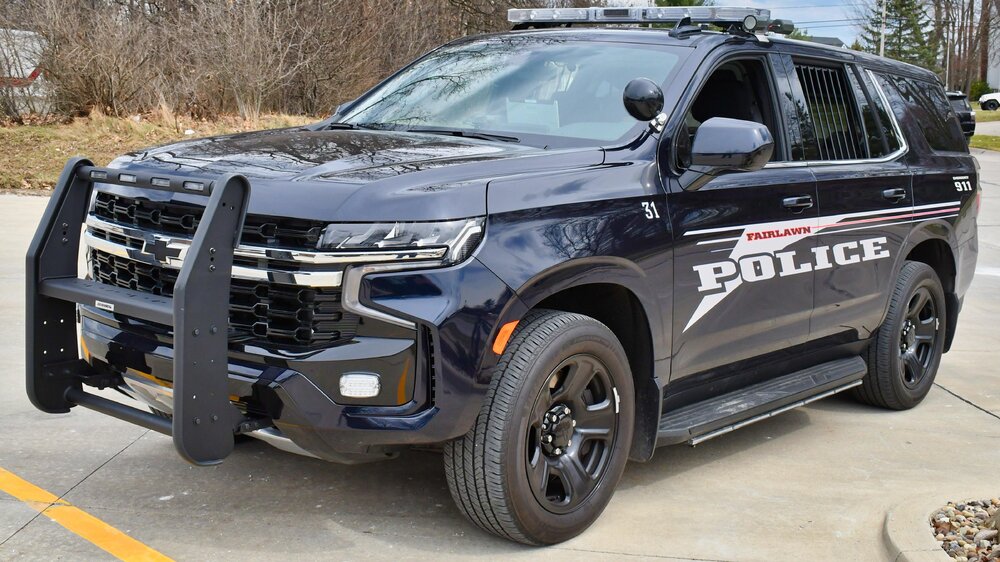 Could contain: tire, wheel, vehicle, land vehicle, bumper, auto part, outdoor, sport utility vehicle, car, automotive tire, compact sport utility vehicle, automotive exterior, fender, crossover suv, range rover, general motors, chevrolet, ford, grille, land rover, mitsubishi, text, motor vehicle, rim, roof rack, mini suv, pickup truck, suv, parked, ground