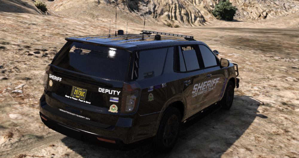 Could contain: outdoor, vehicle, land vehicle, tire, wheel, ground, sport utility vehicle, car, bumper, jeep, transport, auto part, land rover, roof rack, automotive luggage rack, compact sport utility vehicle, automotive exterior, off-roading, range rover, automotive tire, desert, mountain