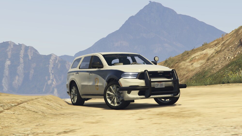 Could contain: land vehicle, vehicle, wheel, tire, outdoor, car, bumper, sport utility vehicle, mountain, auto part, ground, automotive tire, transport, automotive design, off-roading, compact sport utility vehicle, crossover suv, mini suv, range rover, land rover, automotive exterior
