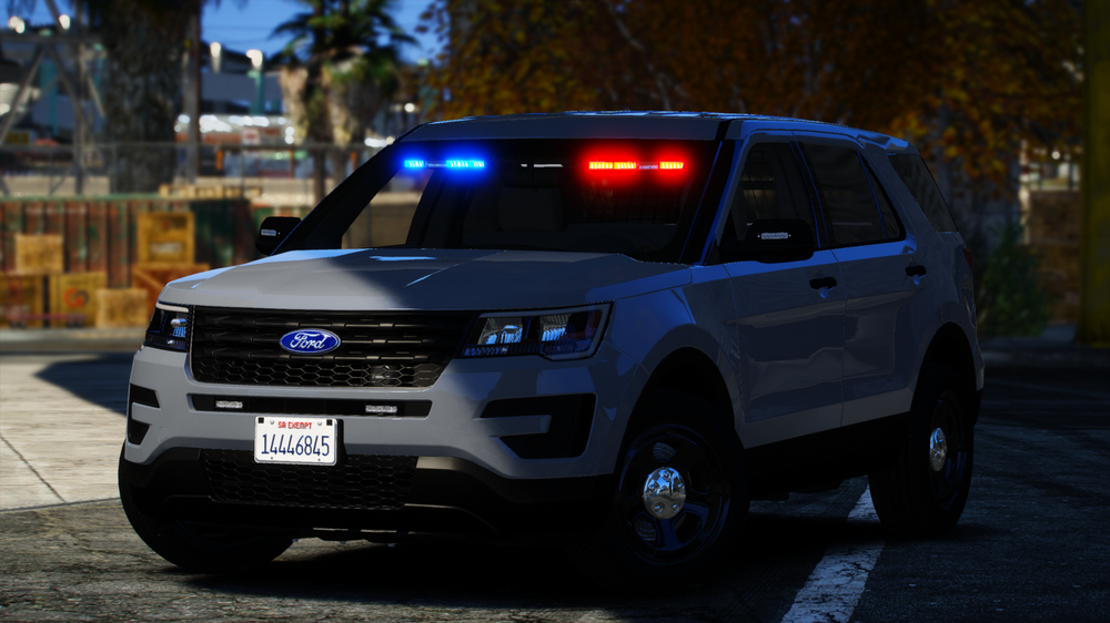 Could contain: vehicle, land vehicle, wheel, tire, outdoor, bumper, sport utility vehicle, auto part, compact sport utility vehicle, mitsubishi, range rover, ford, crossover suv, automotive exterior, land rover, chevrolet, subaru, vehicle registration plate, mini suv, car, ford motor company, general motors, roof rack, fender, road, suv, police